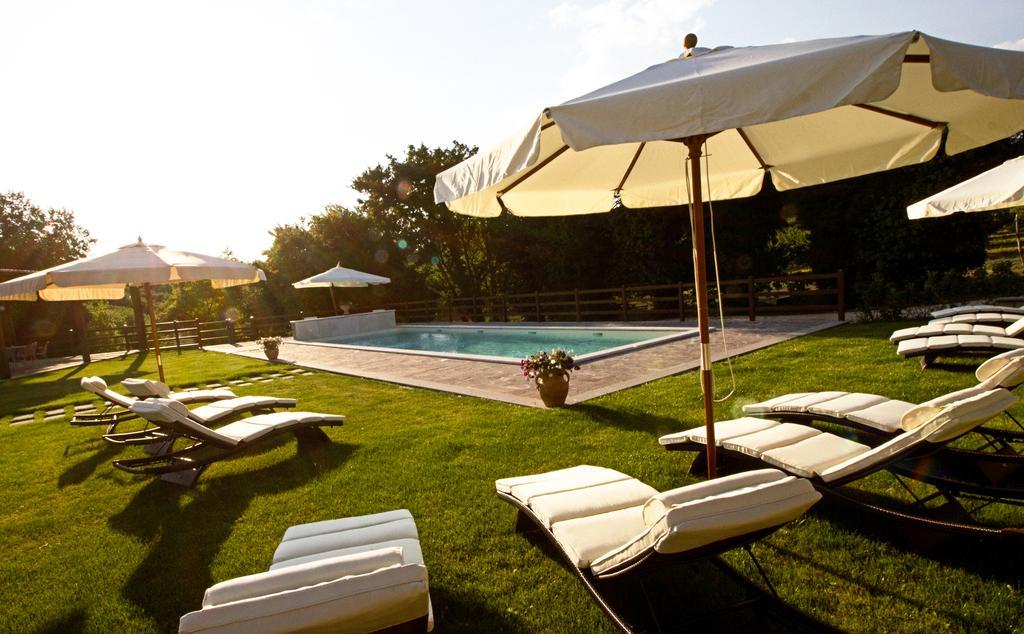 Agriturismo Ferrari Капрарола Екстериор снимка