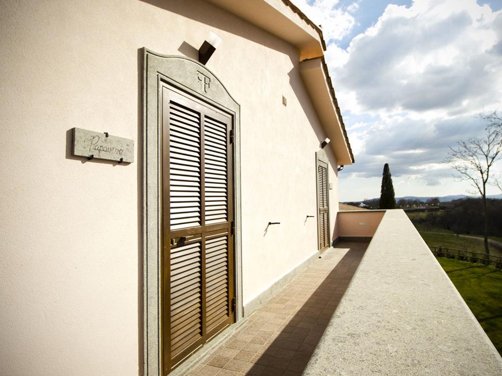 Agriturismo Ferrari Капрарола Стая снимка